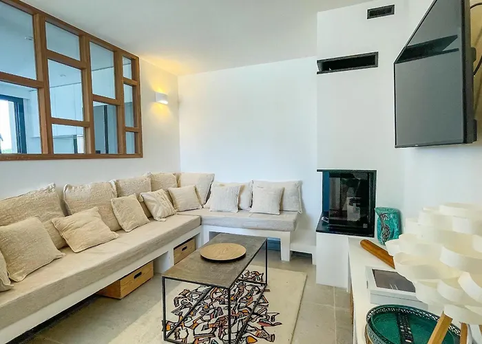 San Ciprianu Mare Di Villa *