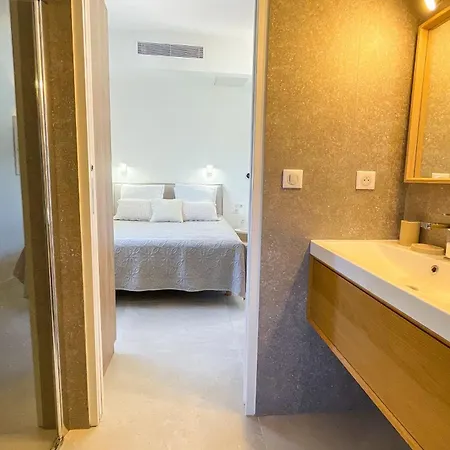 San Ciprianu Mare Di Villa