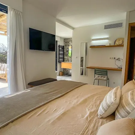 Villa San Ciprianu Mare Di