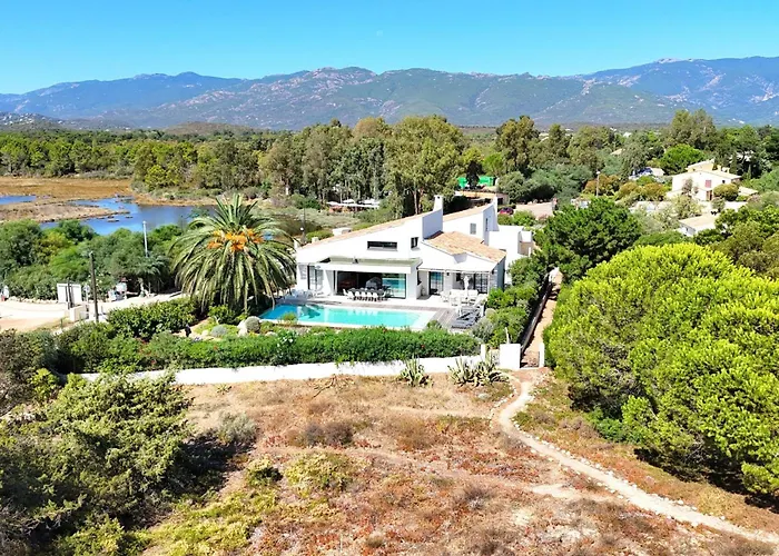 San Ciprianu Mare Di Villa